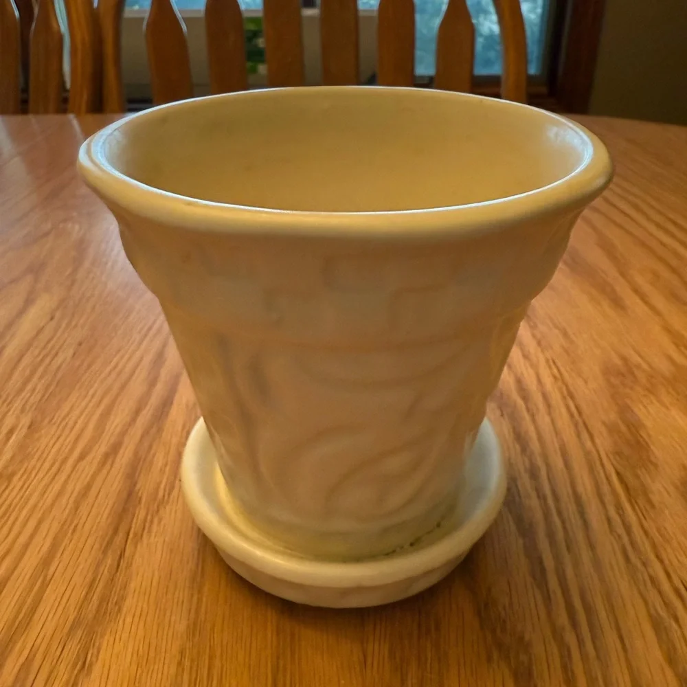 Vintage Cream Ceramic Planter with Saucer Bottom